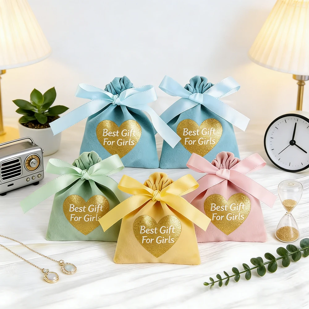 

100Pcs Bulk 7x9cm Green Velvet Jewelry Pouch Custom Logo Earrings Rings Storage Dust Bag With Ribbon Wedding Gift Candy Sack