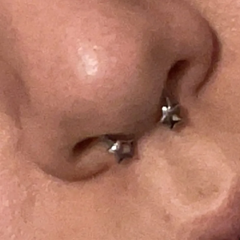 نجمة على شكل الحاجز الأنف خواتم الجراحية الصلب ثقب مجوهرات للجسم العمودي ستار الغضروف القرط هوب الشفاه خواتم للنساء الرجال