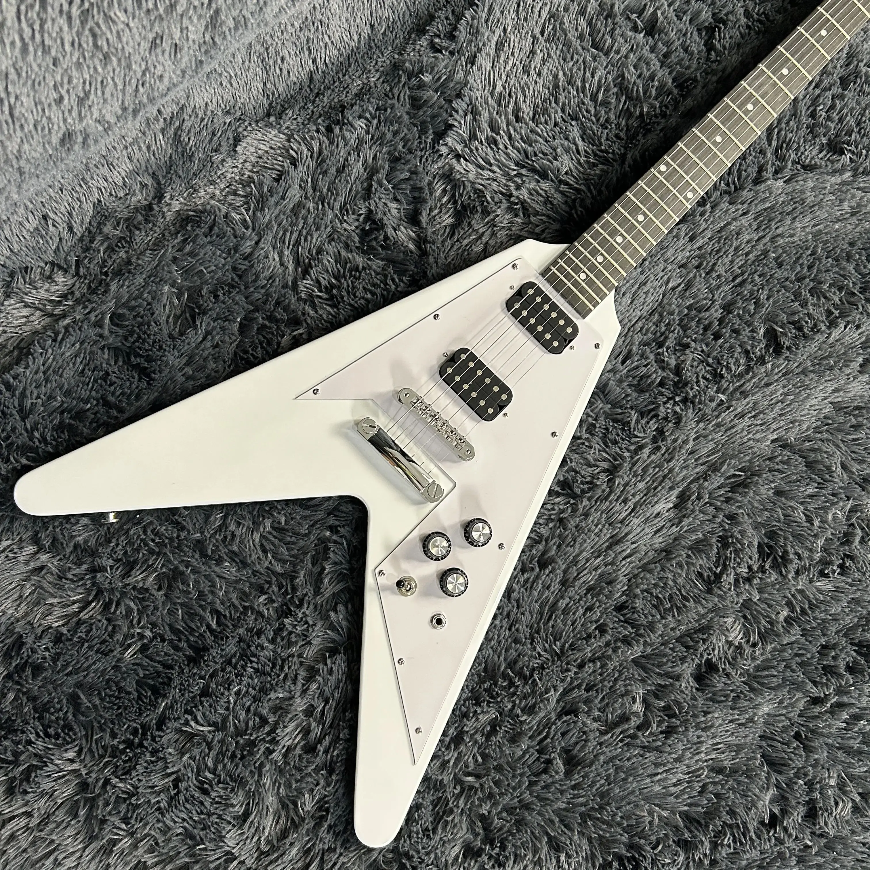 Fly V  Guitar, White Color, Mahogany Body, Rosewood Fingerboard, 6 Strings Guitarra, popular guitar,  Free Ship