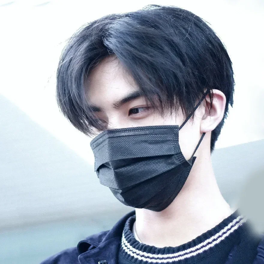 

Черный синтетический парик, мужские короткие прямые волосы, косая челка, модный парик с имитацией волос, легкий дышащий парик, полное покрытие головы