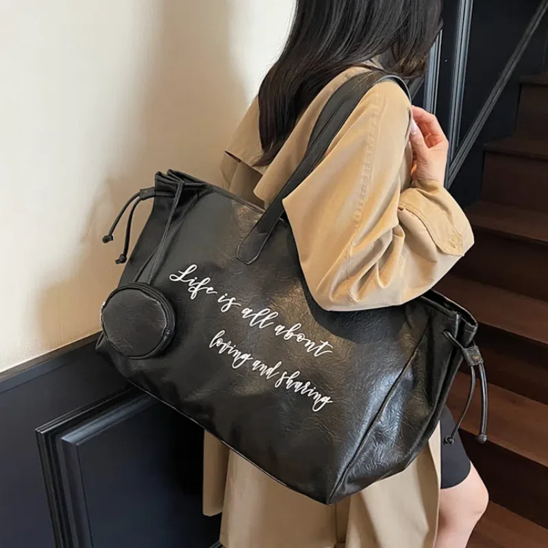 

Женская дорожная сумка из искусственной кожи для отдыха и поездок на работу, покупок, путешествия, сумка-тоут под мышками, большая вместительная сумка для уличного туризма, кемпинга, сумки на плечо