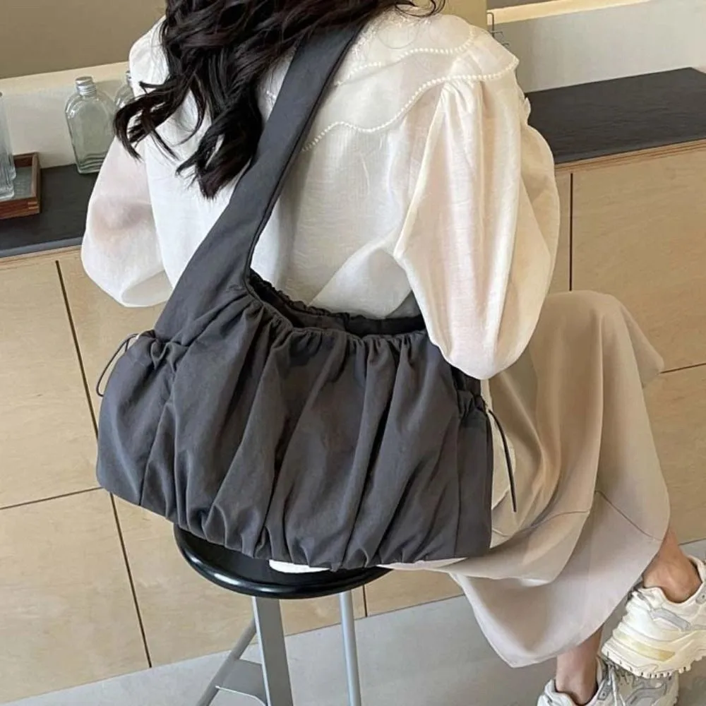 

Dumpling Bag Drawstring Canvas Shoulder Bag Pleated Large Capacity Cloud Crossbody Bag Korean Style Casual Underarm Bag Girls