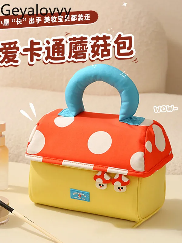 

Travel Toiletry Makeup Bag for Women Polka Dot Portable Girls Handbags 2026 New Gift Sweet and Cute Cosmetic Bags Femme