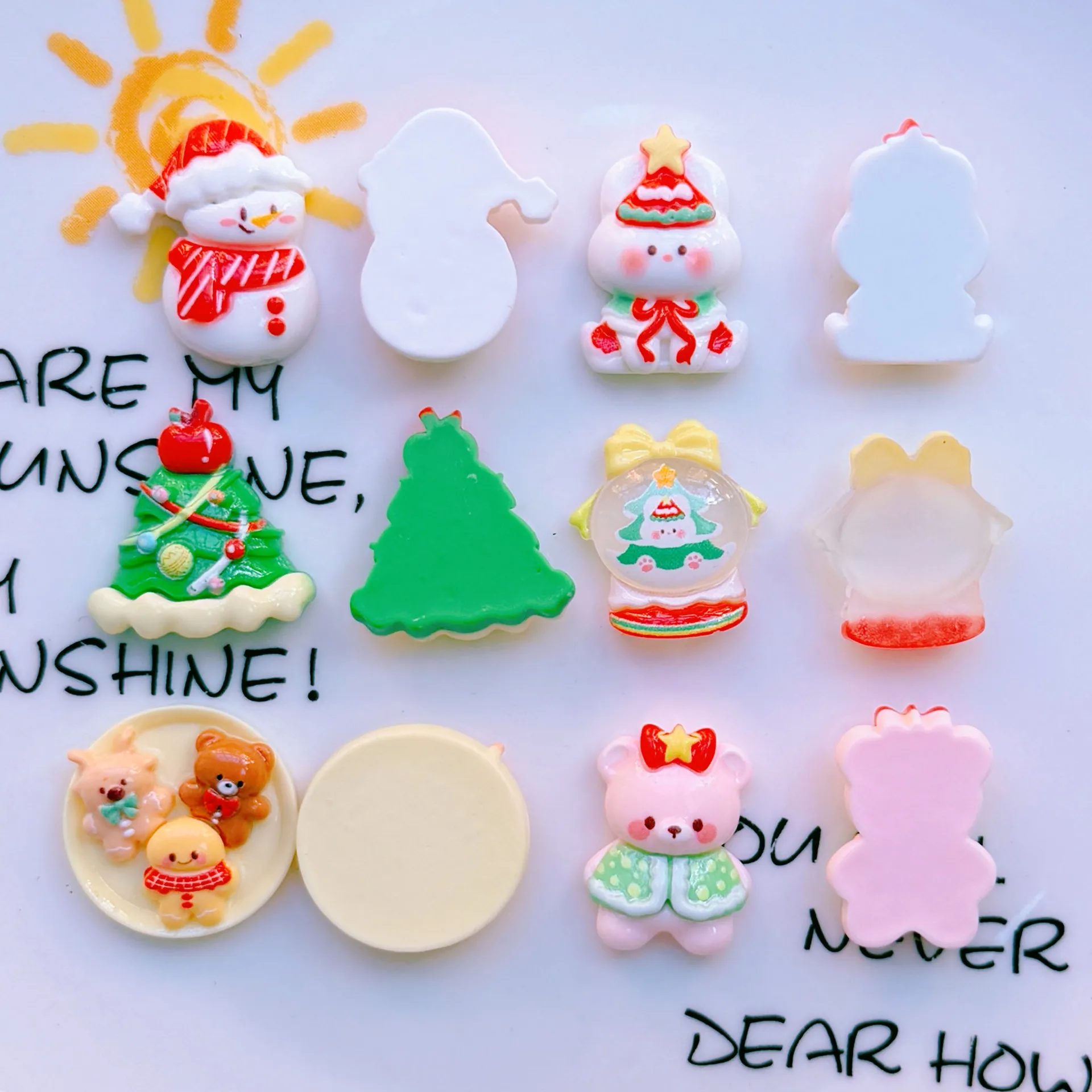 100pcs Kawaii Cartoon Christmas Tree Snowman Gingerbread man Flatback Resin Cabochon DIY Headwear Craft Accessories