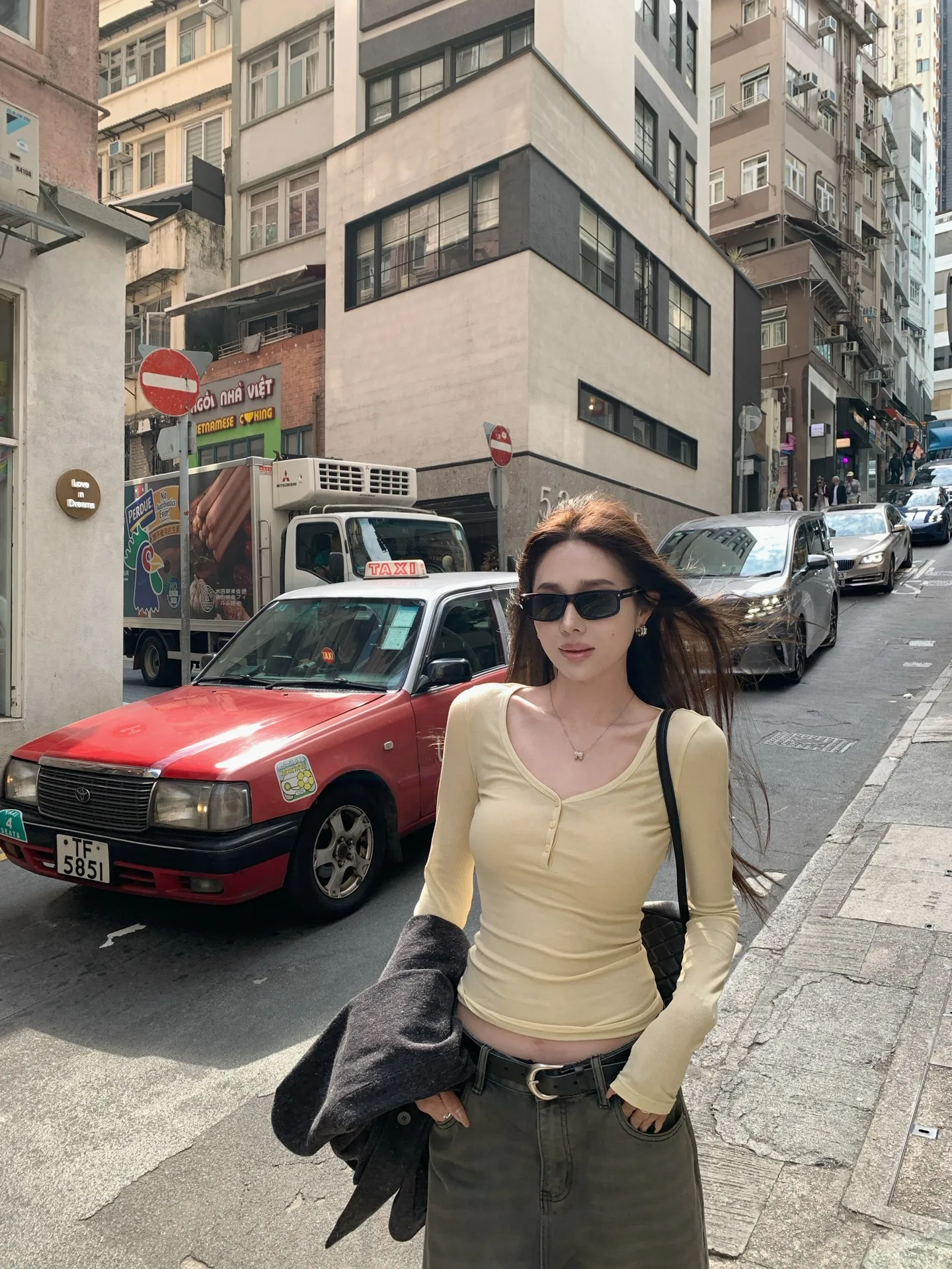 

Женская футболка NanaByNana из шелковой шерсти с U-образным вырезом и длинным рукавом, весенняя, приталенная, текстурированная, базовая, для повседневной носки, стандартный крой