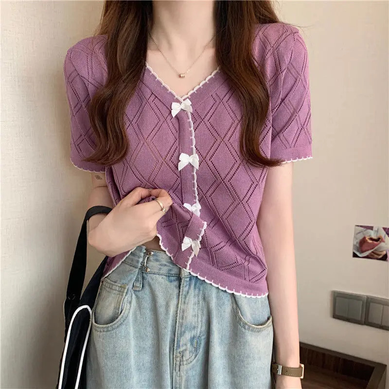 2025 Camisa de punto con cuello en V de seda de hielo hueca fina de verano para mujer
