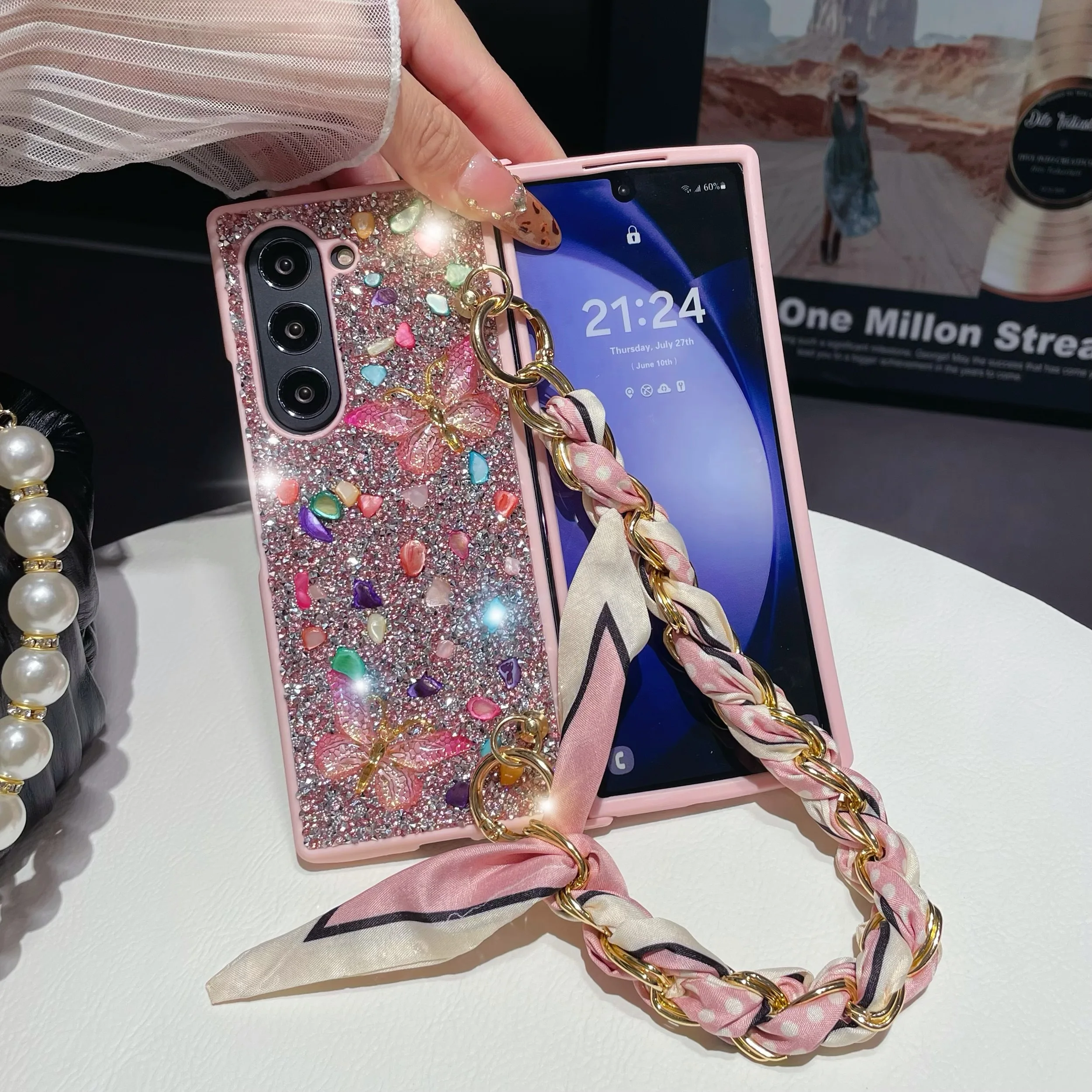 

Bling For Samsung Galaxy Z Flip 6 5 4 Colorful Gem Case Shiny 3D Diamond Butterfly Glitter Creative Cover Elegant Silk scarf