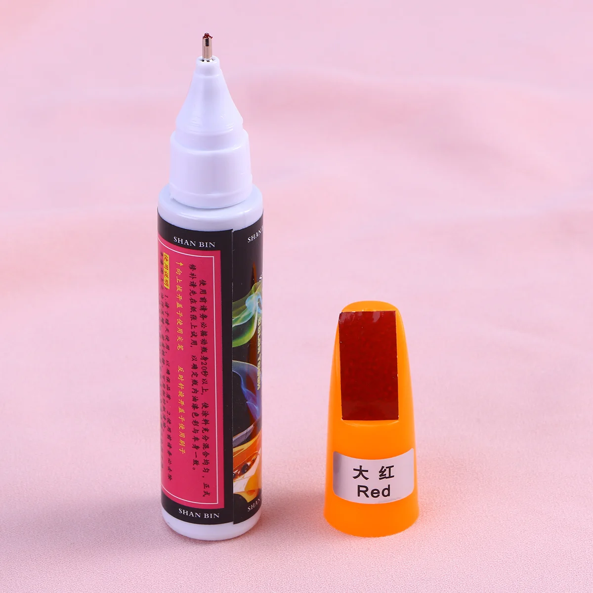 

Car Marker Pen Car Paint Scratching Repair Touch Up Pen Concealing Tool (Red)