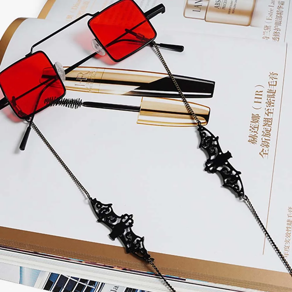 

Temperament Non-slip Retro Copper Hollow Black Bat Mask Lanyard Glass Chains Sunglasses Strap Holder Cord