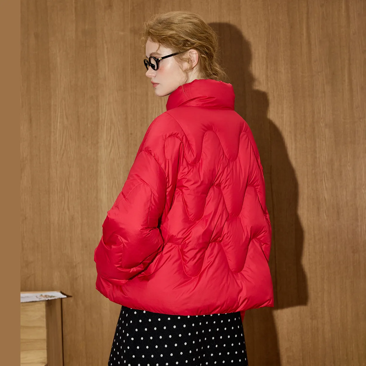 2025年冬 レディース 90%ダウン入り パファージャケット スタンドカラー キルティング 軽量コート オーバーサイズ パフスリーブデザイン 4色展開