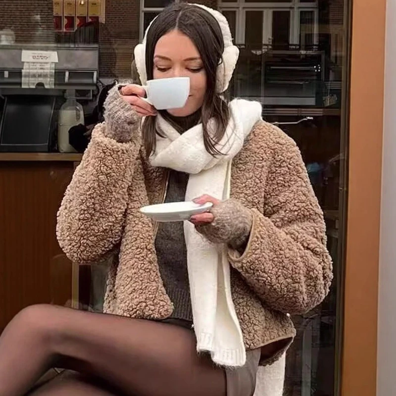 Winter Brown Faux Fur Coats Solid Zipper Stylish O-neck Furry Jacket Fluffy Zip-up Offce Lady Luxury Faux Lamb Plush Coat Casual