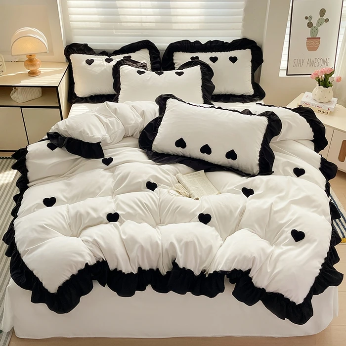 

Ins комплекты постельного белья в стиле принцессы с рюшами и кружевом с бантом, пододеяльник, романтическое постельное белье, декор для женщин и девочек, пододеяльник для спальни, 4 шт., 2025 г.