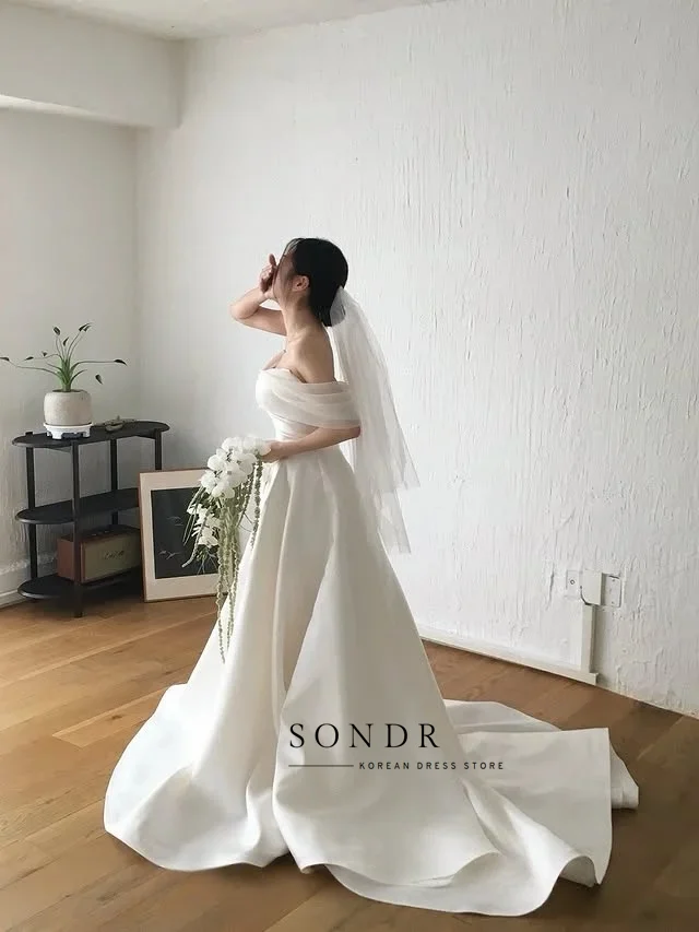 Sondr Customized One Shoulder Sweetheart Korea Wedding Dresses Photo Shoot Silk Satin A-Line Long Elegant Bridal Gowns