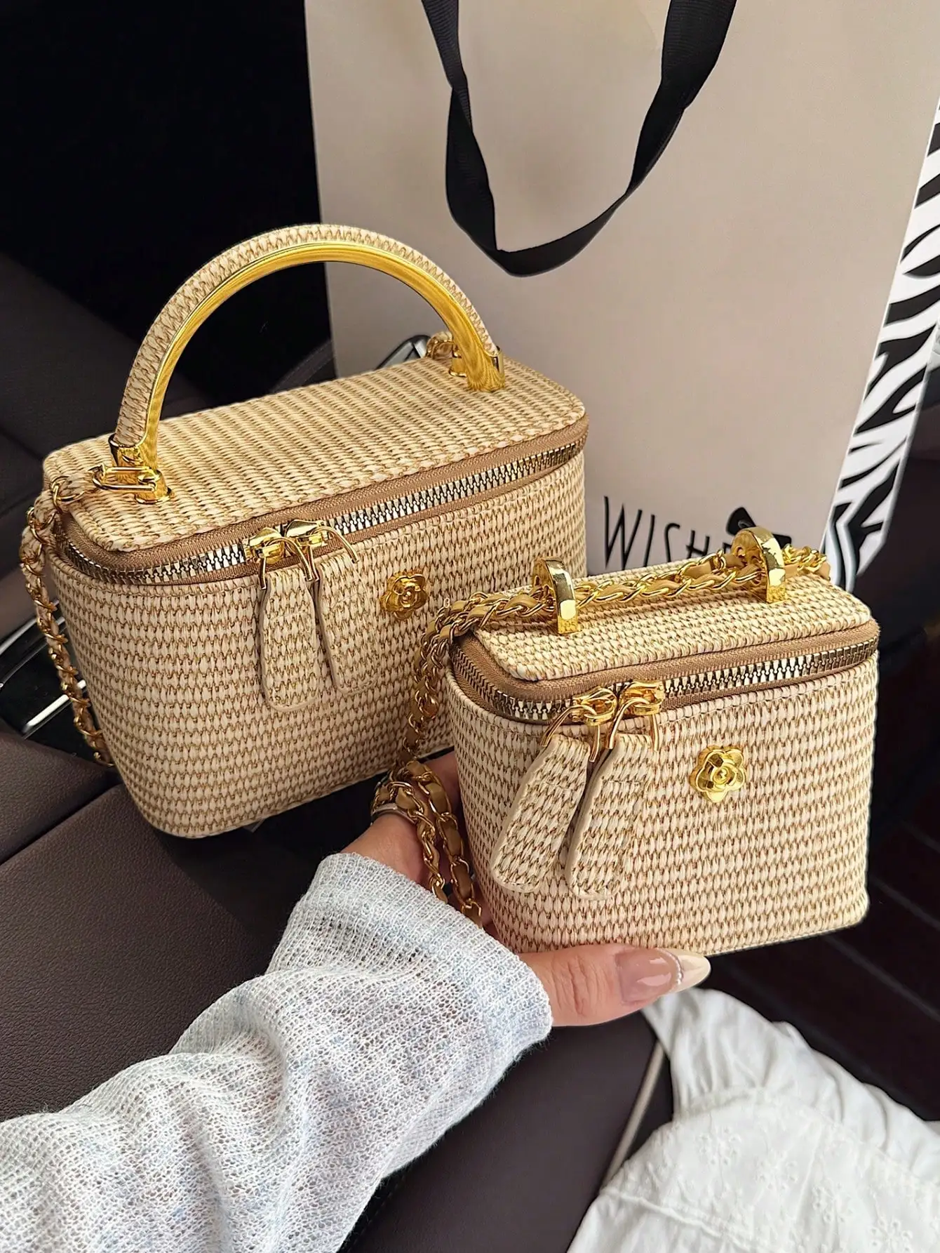 

Woven Texture Handle Box-Shaped Handbag, Women's Spring/Summer New Fashion Chain Crossbody Small Square Bag, Versatile Beach Holiday Purse , Beach Bag