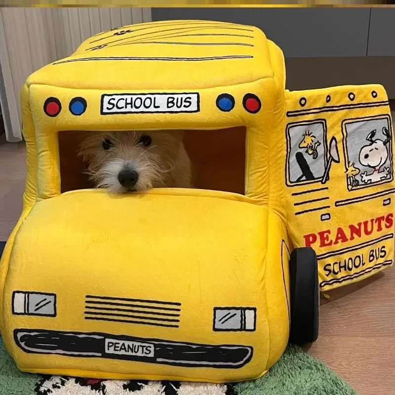 Car bus kennel universal in all seasons, warm in winter, small and medium-sized dogs, removable and washable closed cat litter