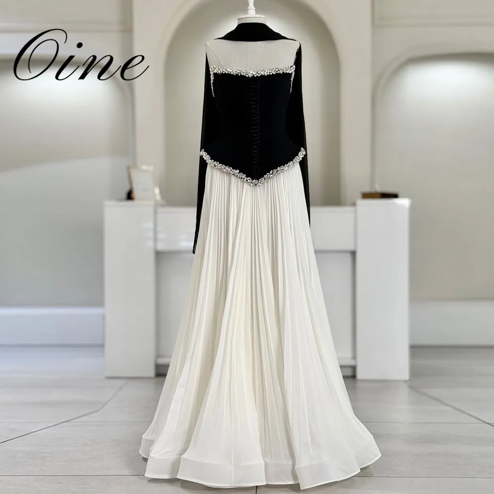 Oine 2026 Neue elegante Abendkleider mit Schal, Perlen, ärmellos, trägerlos, Partykleid, A-Linie, Falten, formelles Kleid, individuell gestaltet