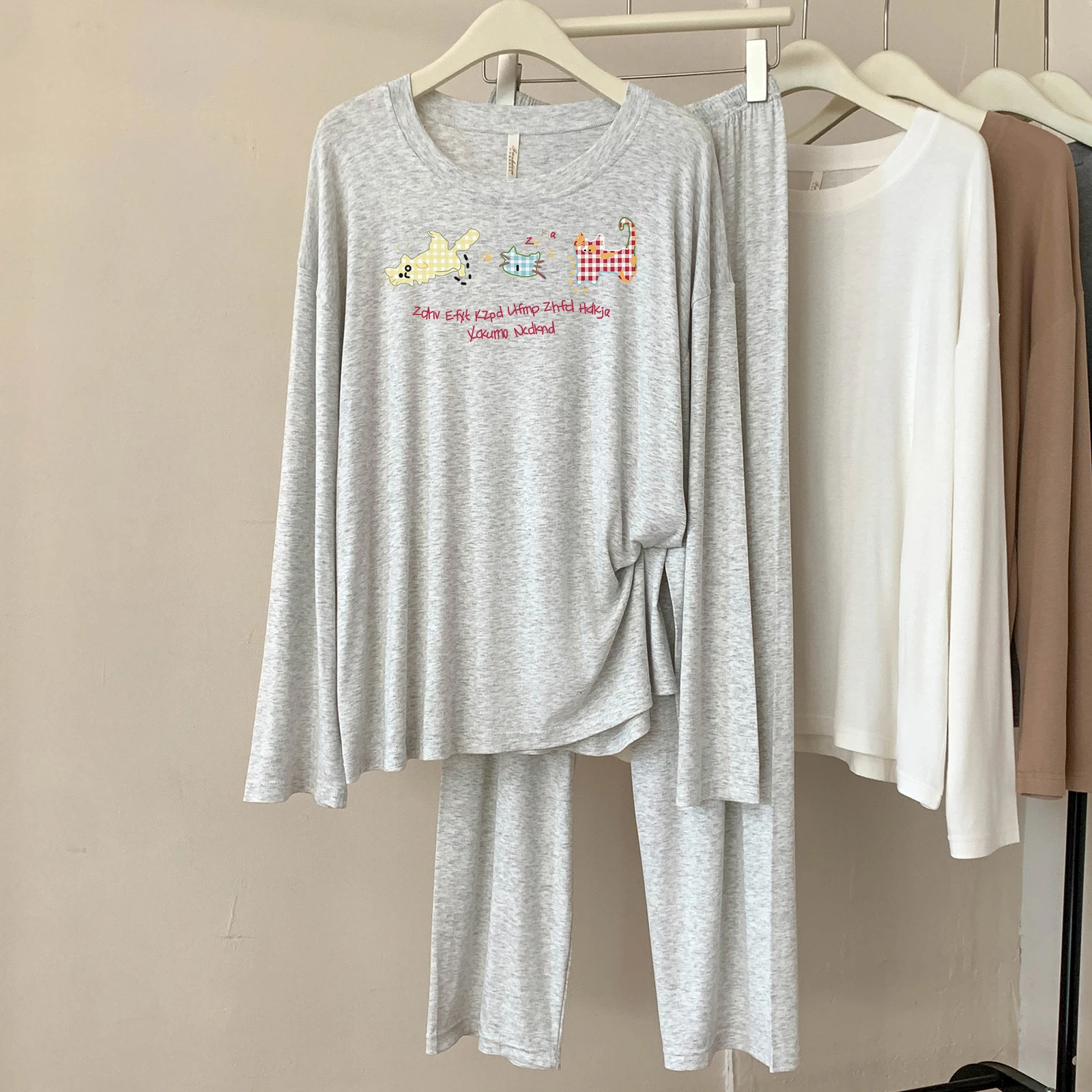 

5117-50 Женская пижама из модала, новый стиль весны и осени, повседневная, простая, однотонная, с круглым вырезом, с длинными рукавами, удобная