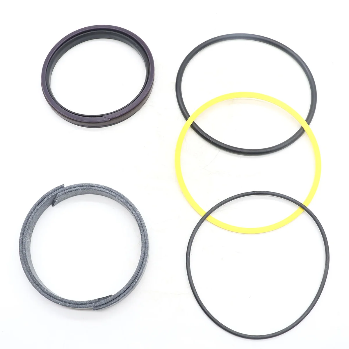 

Комплект уплотнений гидроцилиндра ковша для John Deere 544H LL TC54H AH149845