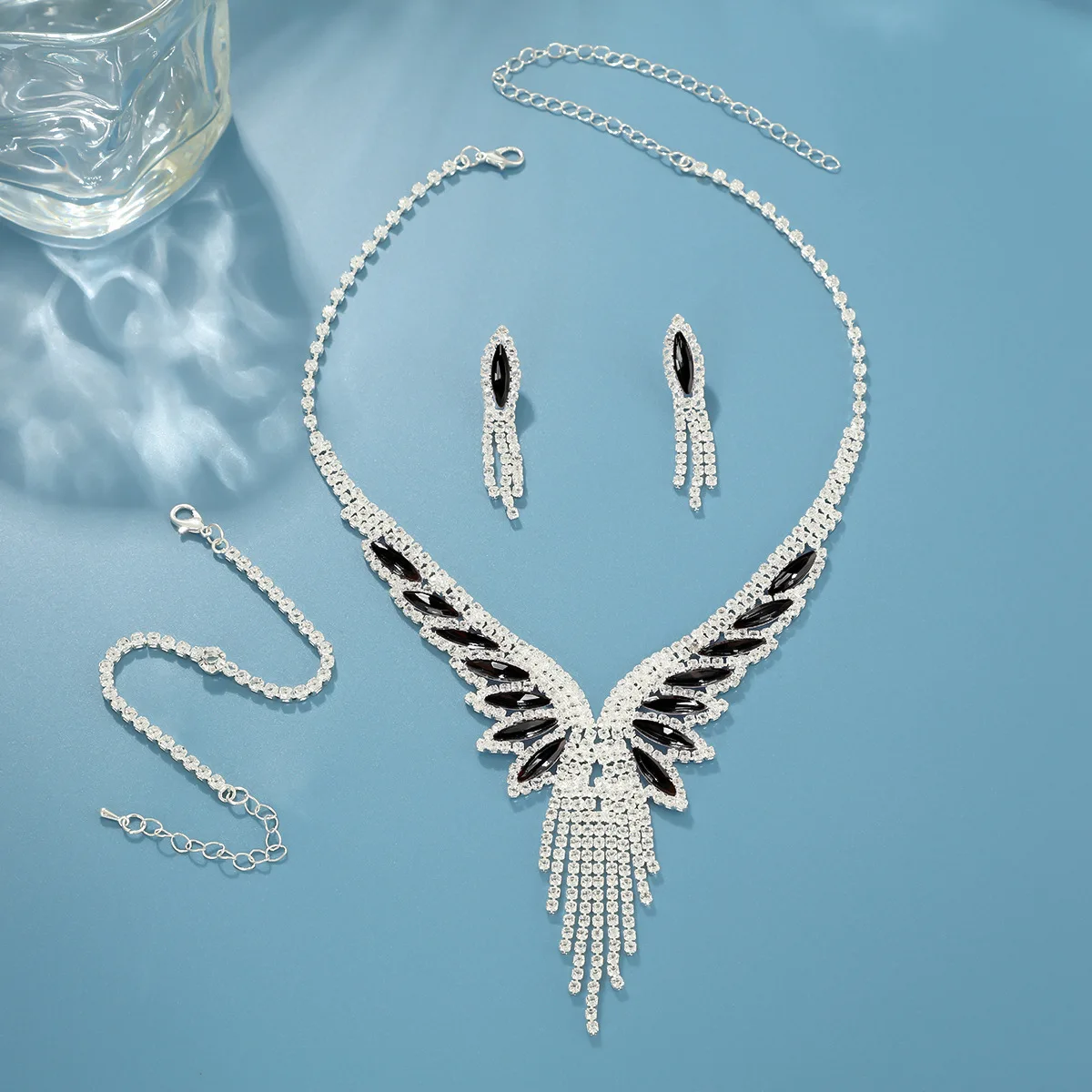 Creative Super Flash Wings Necklace Set Full Diamond Tassel Collarbone Chain Dress Fashion Jewelry Accessories