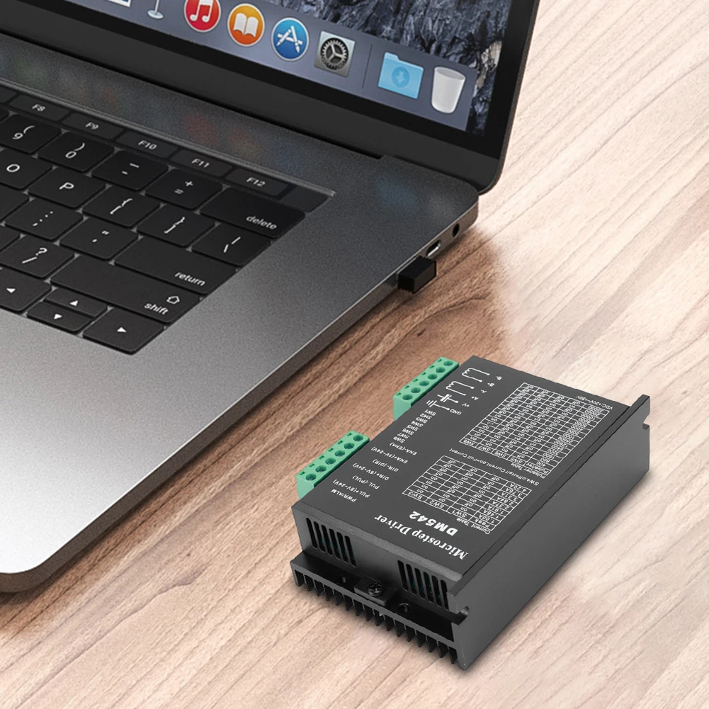 

DM542 DM556 Microstep Motor Driver 20-50V DC Max 5.6A Stepping Motor Driver 2 Phase Digital Stepper Motor Driver for Nema 17 23