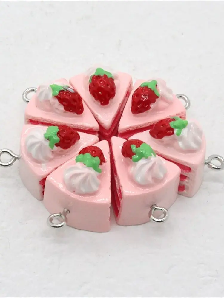 Nouveau 10 pièces/paquet mignon 3D gâteau aux fraises résine breloques Simulation alimentaire petits pendentifs pour boucle d'oreille Bracelet bijoux à bricoler soi-même accessoires