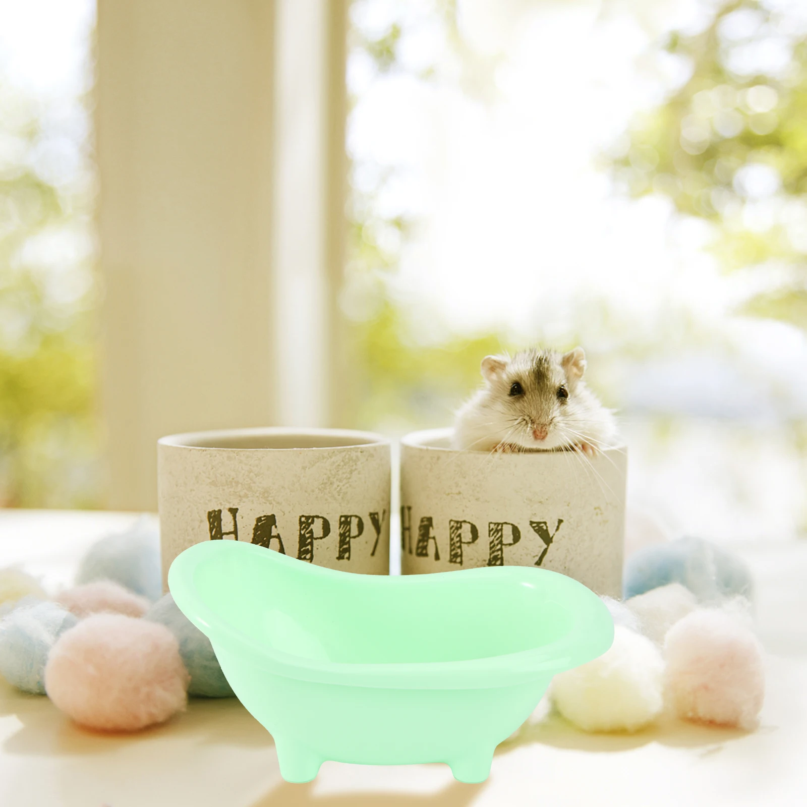 

1PC Pet Bathtub Hamster Bath Basin Mice Bathtub Small Animal Bath Basin for Hamster Gerbils Mice 15.5x9x7.5cm Plastic