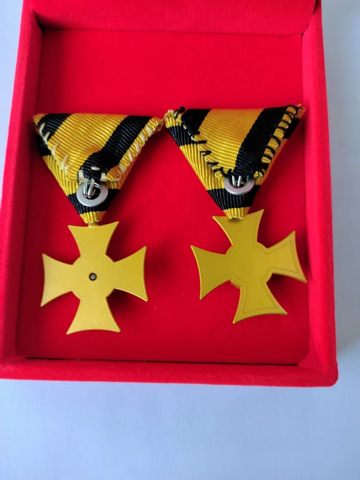 Austro-Hungary 1st Class Officer Medal For 25 Years as a Cross Soldier And 35 Years in Service Rare Historical Collectible