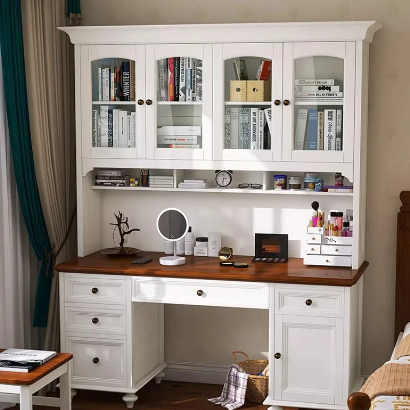 

Большой письменный стол из массива дерева со встроенной книжной полкой и компьютерным столом