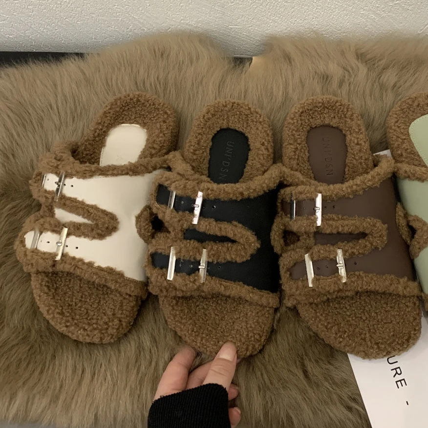 

2023 New Winter Plush Slippers Women Casual Fashion Metal Buckle Artificial Fur Slides Lady Flat Comfort Outside Slip on Shoes