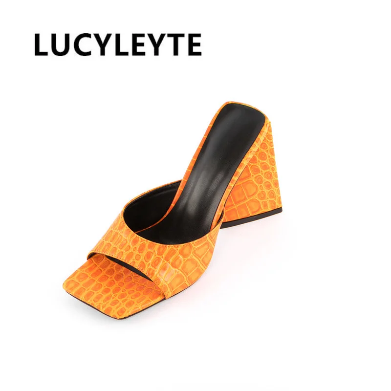 

2022 Women Summer Sandals Slippers Strange Heels Mules Women High-heeled Slippers Ladies Slip on Party Nightclub Slippers