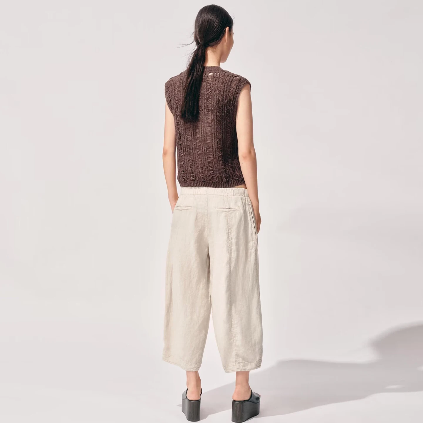 Z قميص نسائي محبوك أنيق متعدد الاستخدامات بحزام 2025 وصل حديثًا من ألياف البوليستر قطع مستقيمة بطول منتظم