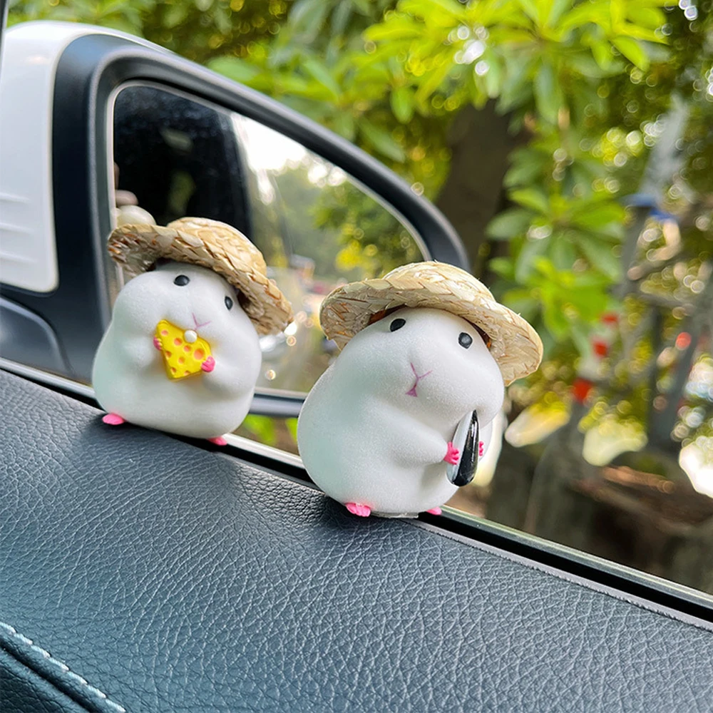 Cute Straw Hat Hamster Car Ornaments Mini Kawaii Car Decoration Accessories Vehicle Supplies Novelty Funny Gifts