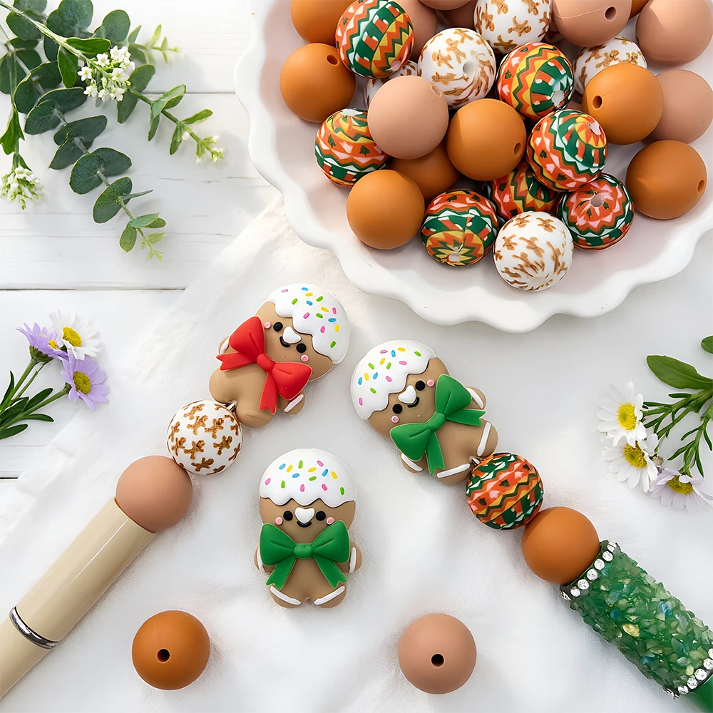 32-teiliges Set mit Weihnachts-Lebkuchenmann-Silikonperlen zum Selbermachen von Perlenketten, Armbändern, Stiften, Schmuckanhängern usw. Geburtstagsgeschenk für die Feiertage – Detail 2
