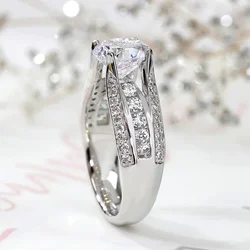Huitan AA CZ Wedding Rings for Women Luxury Trendy Silver Color Engagement Rings Modern Fashion Design Female Jewelry Wholesale