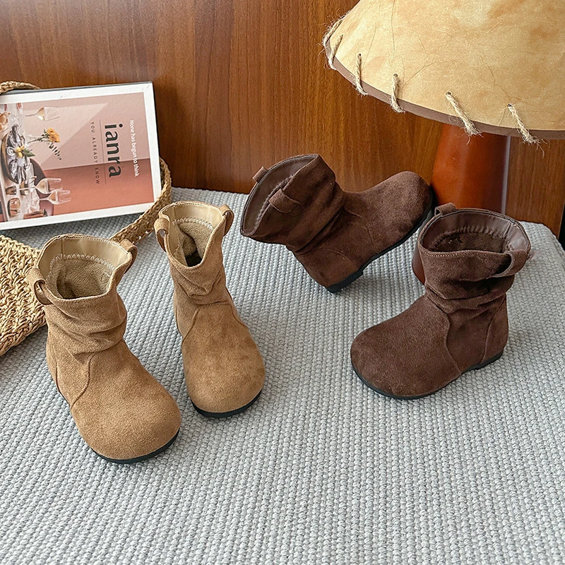 

Детские короткие сапоги, универсальные детские кожаные сапоги в корейском стиле с круглым носком, осень-зима 2022, новые детские ботинки принцессы, мягкие ретро-сапоги