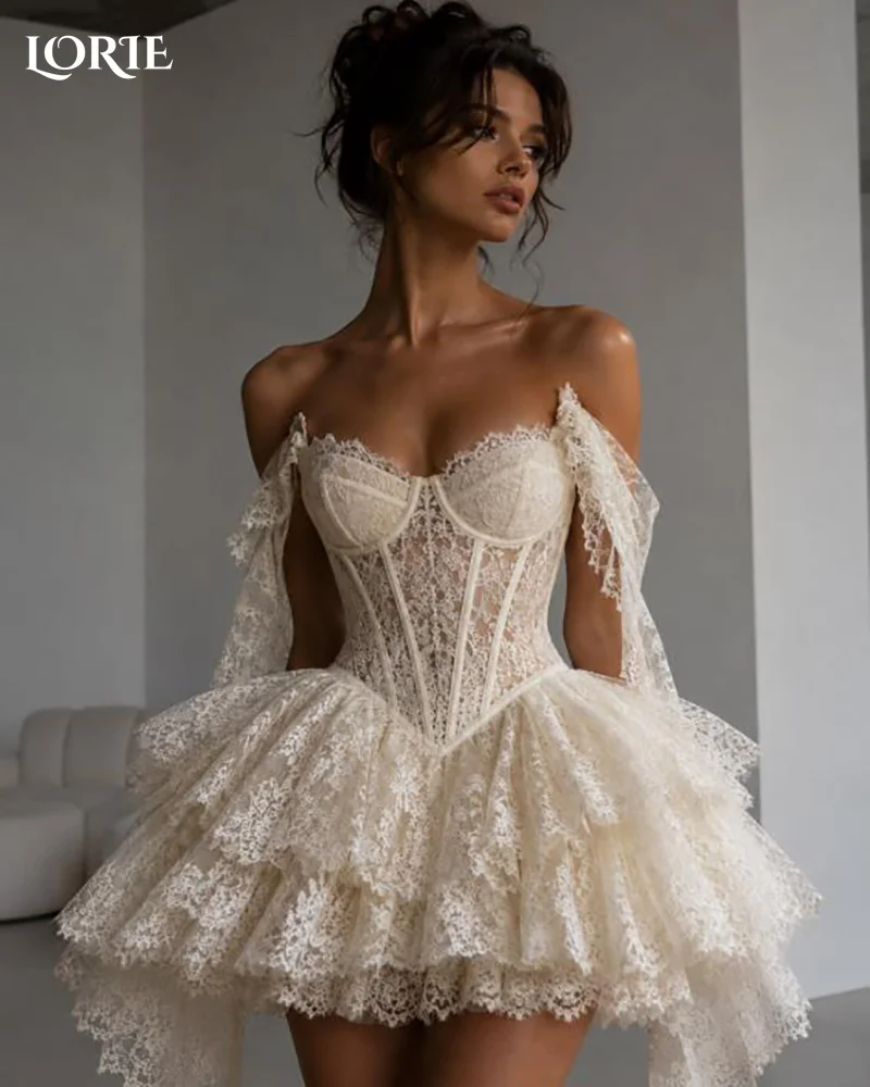 lorie-abito-da-sposa-corto-in-pizzo-vintage-con-applicazioni-spalle-scoperte-balze-scollo-a-cuore-abito-da-sposa-personalizzabile