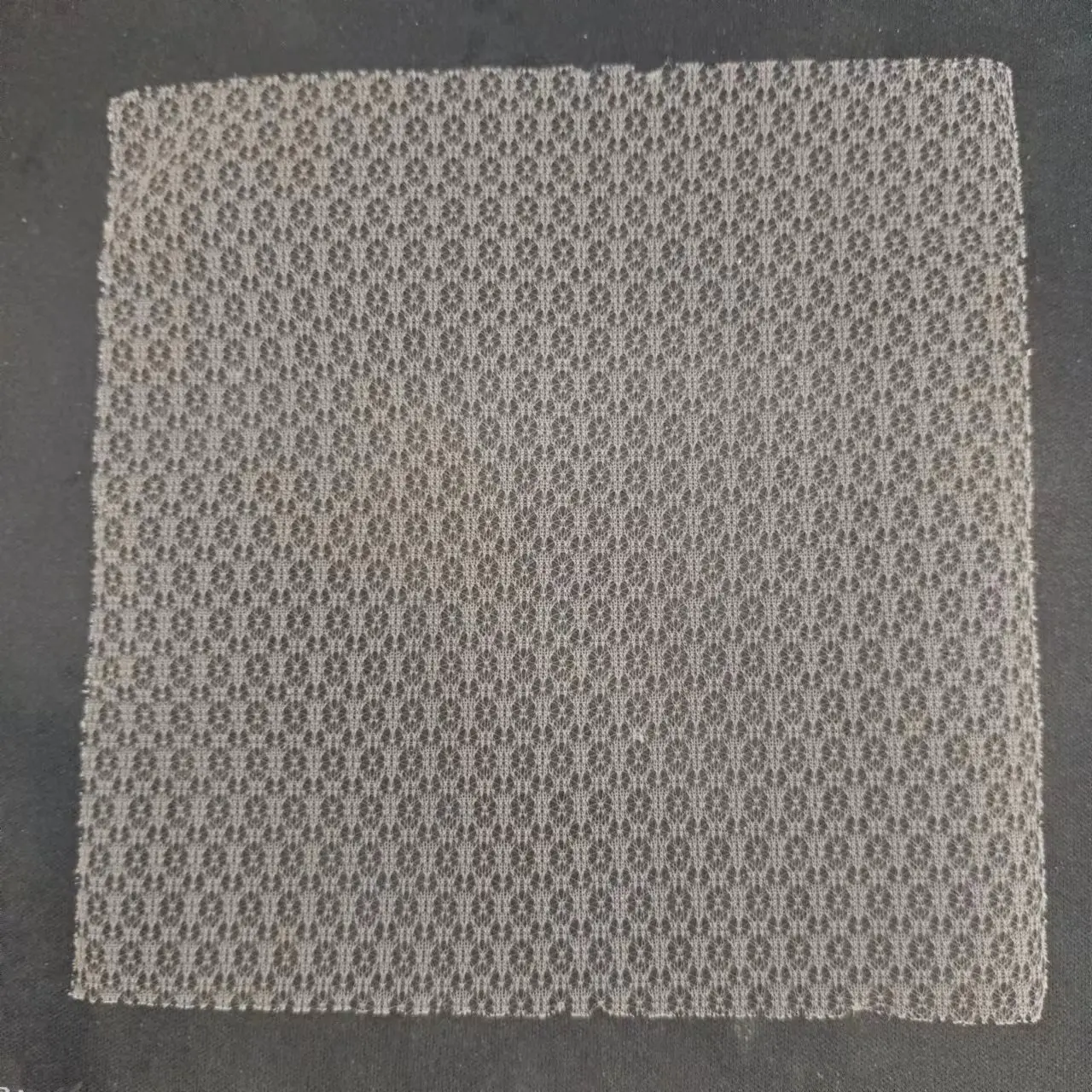 Vesta Hair 1 Yard atmungsaktives Diamant-Spitzen netz für Topper – Detail 8