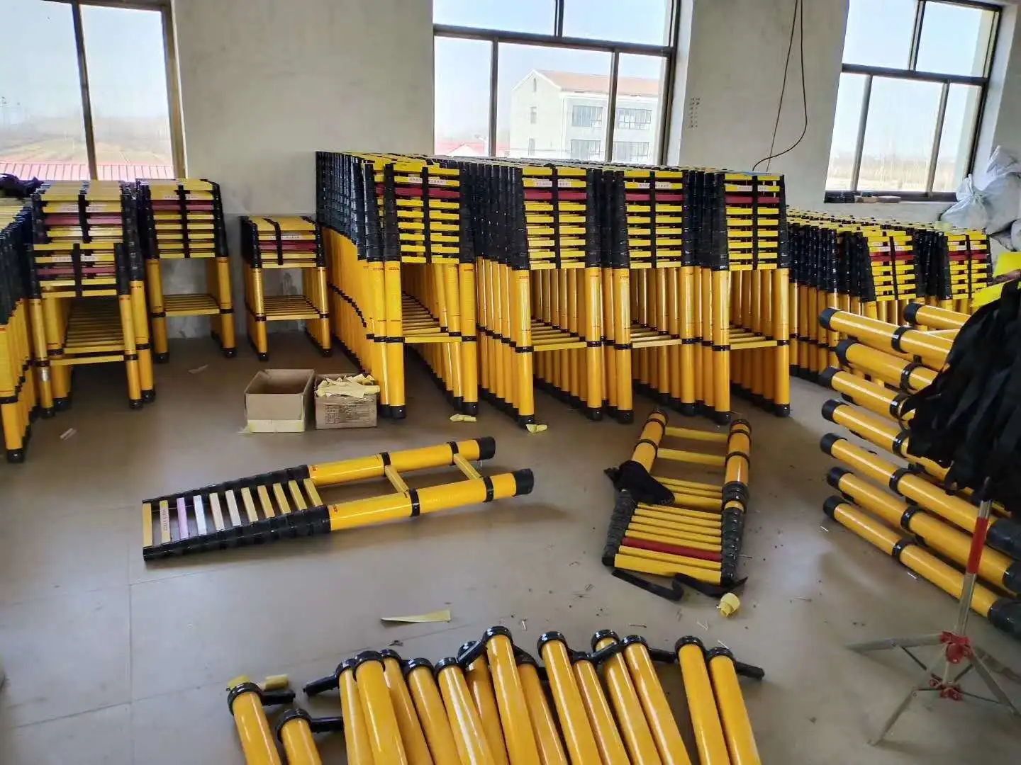 High Grade Fibreglass Multi Functional Telescopic Ladder Frp Ladders Scaffoldings