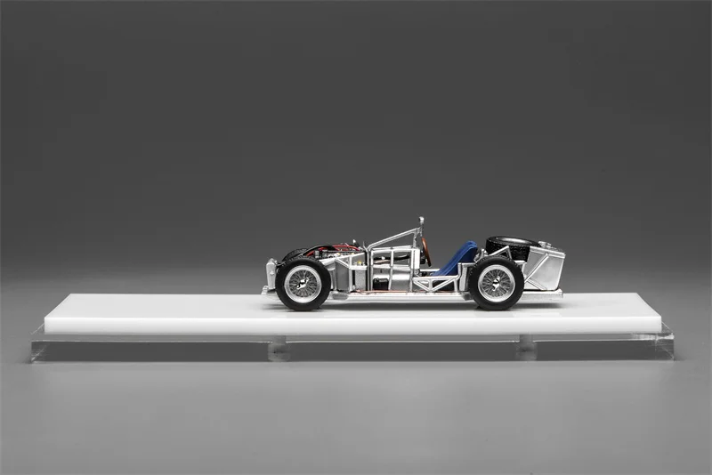 1:64 Spaceframe w/ Engine Collector's Vehicle Model Car