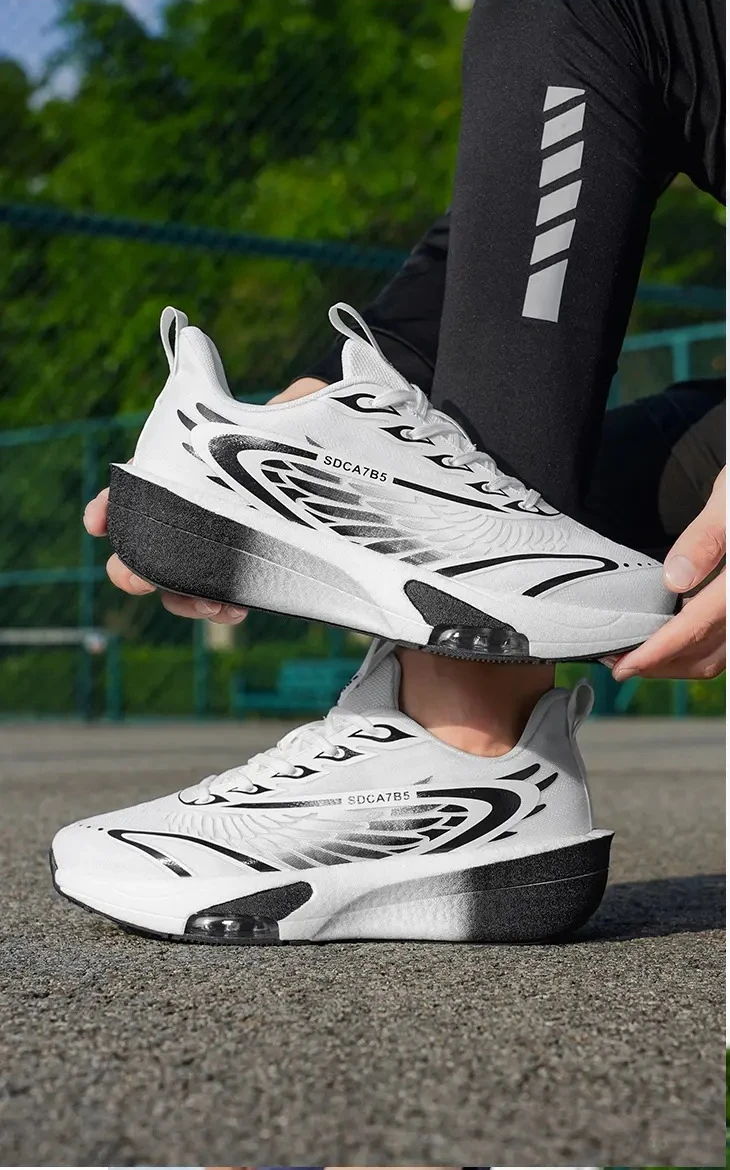 

New cushioned patented running shoes and sports shoes couples sneakers women running shoes men mens sneakers