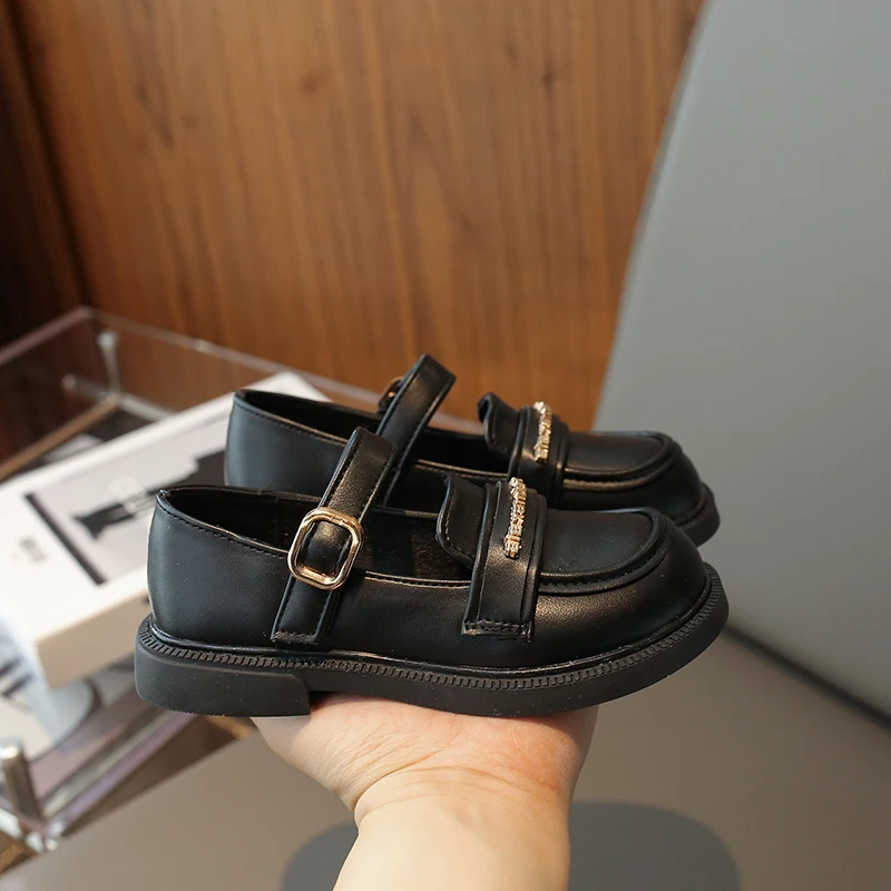 2024 New Girls Loafers Cute Hook & Loop Solid Color Unique Children Fashion Leather Shoes Simple Korean Style Drop Shipping Chic