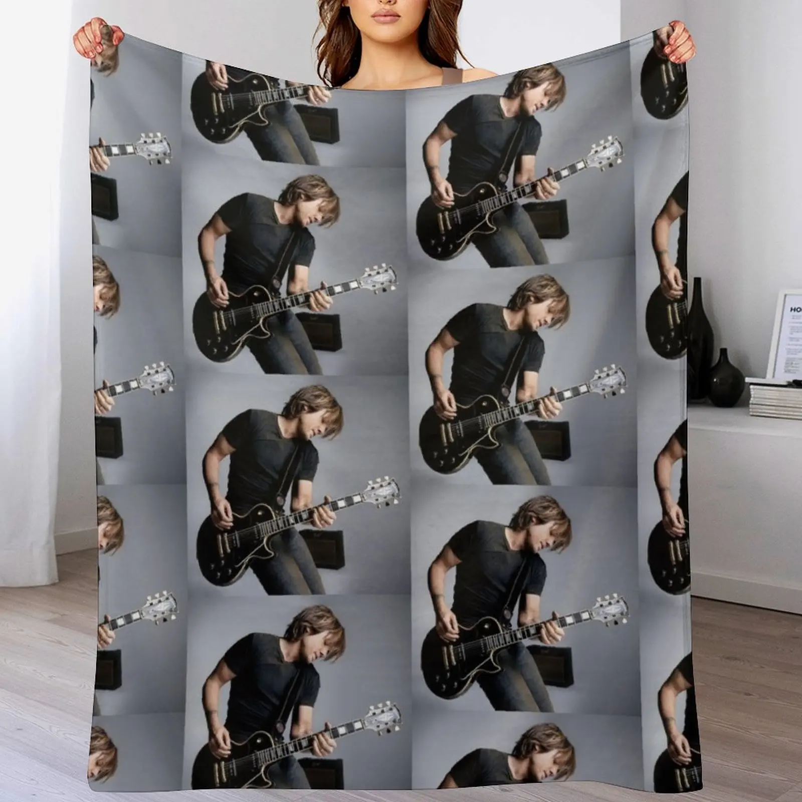 

Keith Urban tour kel3 2019 Throw Blanket Flannel Fabric Sofa Soft Big Sofas Blankets