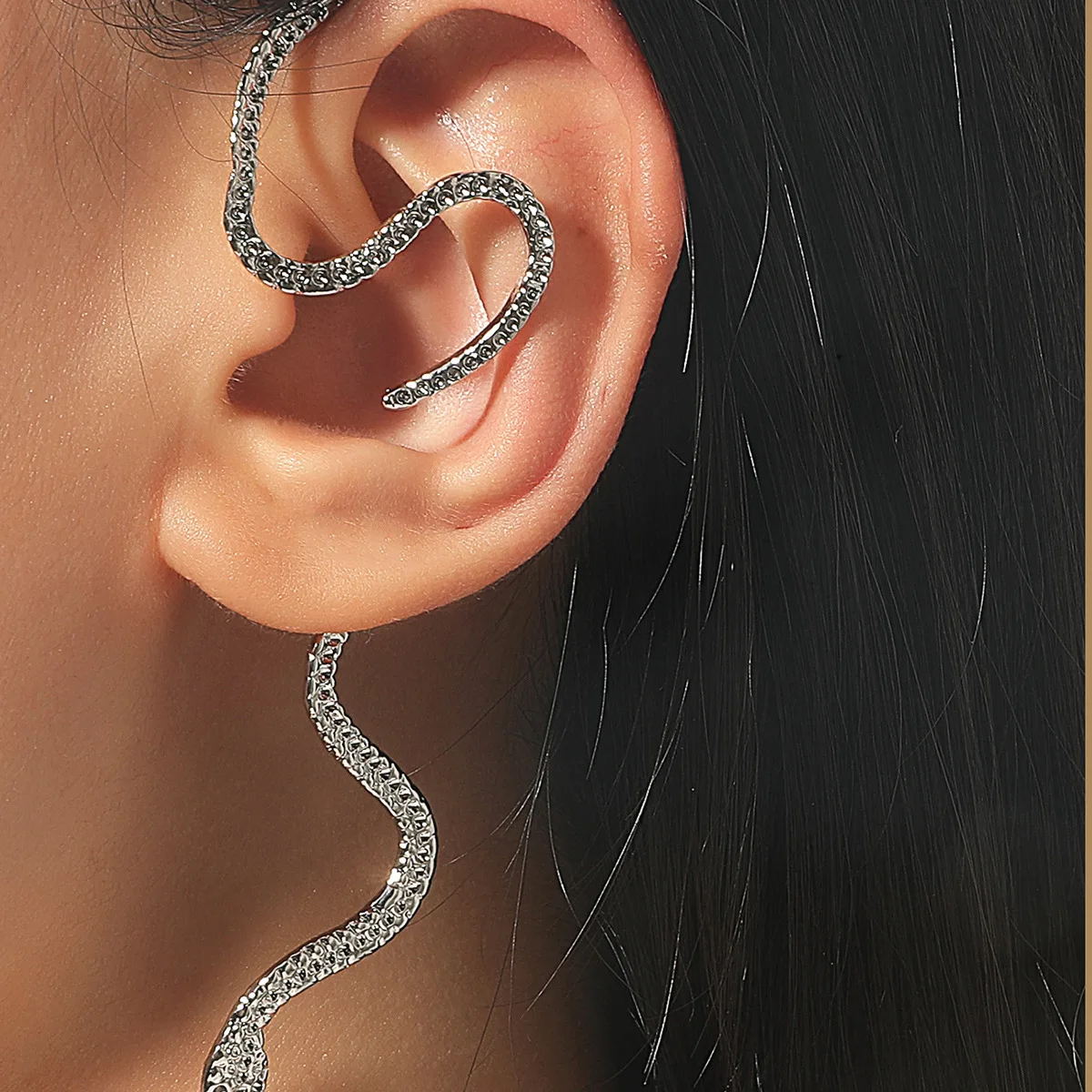 Newest Punk European And American Style  Snake Ear Cuff Earring  For Women Silver Color Animal Ear Clip  Earrings Jewelry Acces