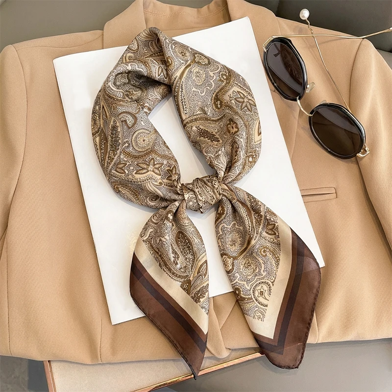 Luxury Women Silk Square Scarf - Face Scarf Mask avis et prix