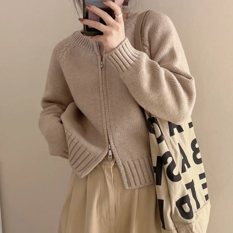 Korean Simplicity Solid Color Zipper Knitted Cardigan Autumn Winter Loose All-match Long Sleeve Sweaters Coat Women\'s Clothing