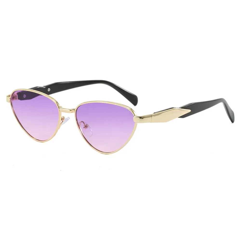 

Designer New Triangle Sun Glasses Luxury Alloy Cat Eye Sunglasses Travel UV400 Spicy Girls Shades Glasses Summer