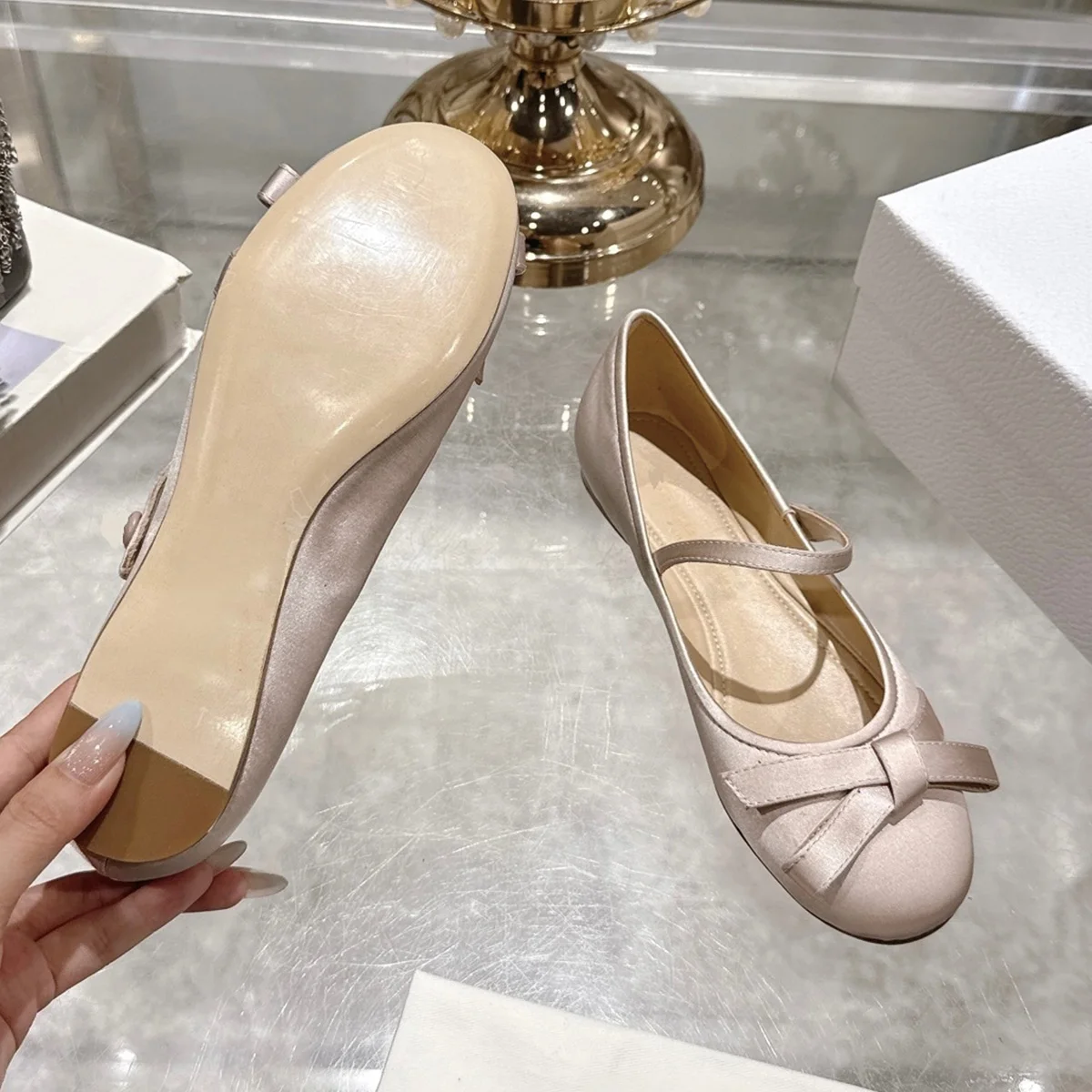 2026 High Quality Autumn women shoes fashionable bow strap flat casual shoes stylish daily footwear ch25080311