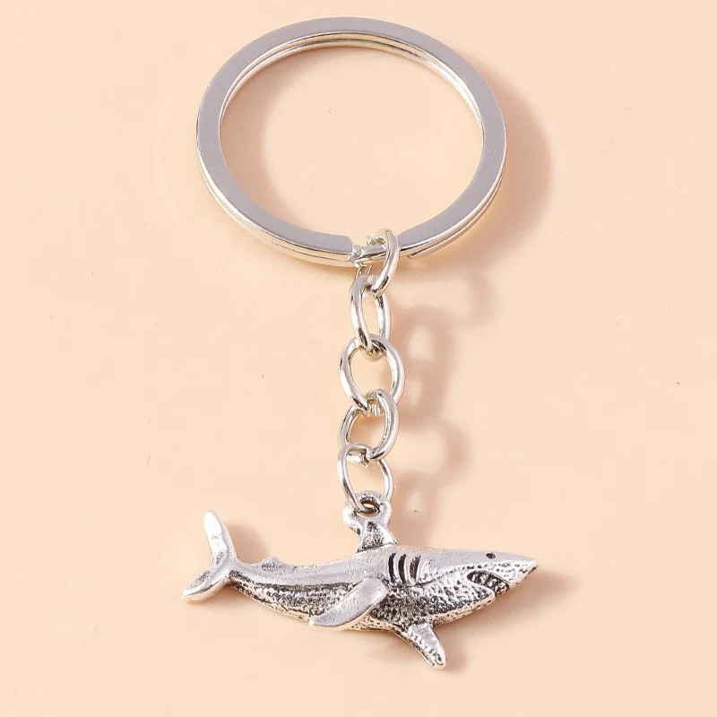 Cartoon Zink-legierung Schlüsselring Shark Schlüsselbund für Auto Schlüssel Halter Frauen Männer Handtasche Anhänger Schlüsselanhänger DIY Schmuck Geschenke – Detail 3