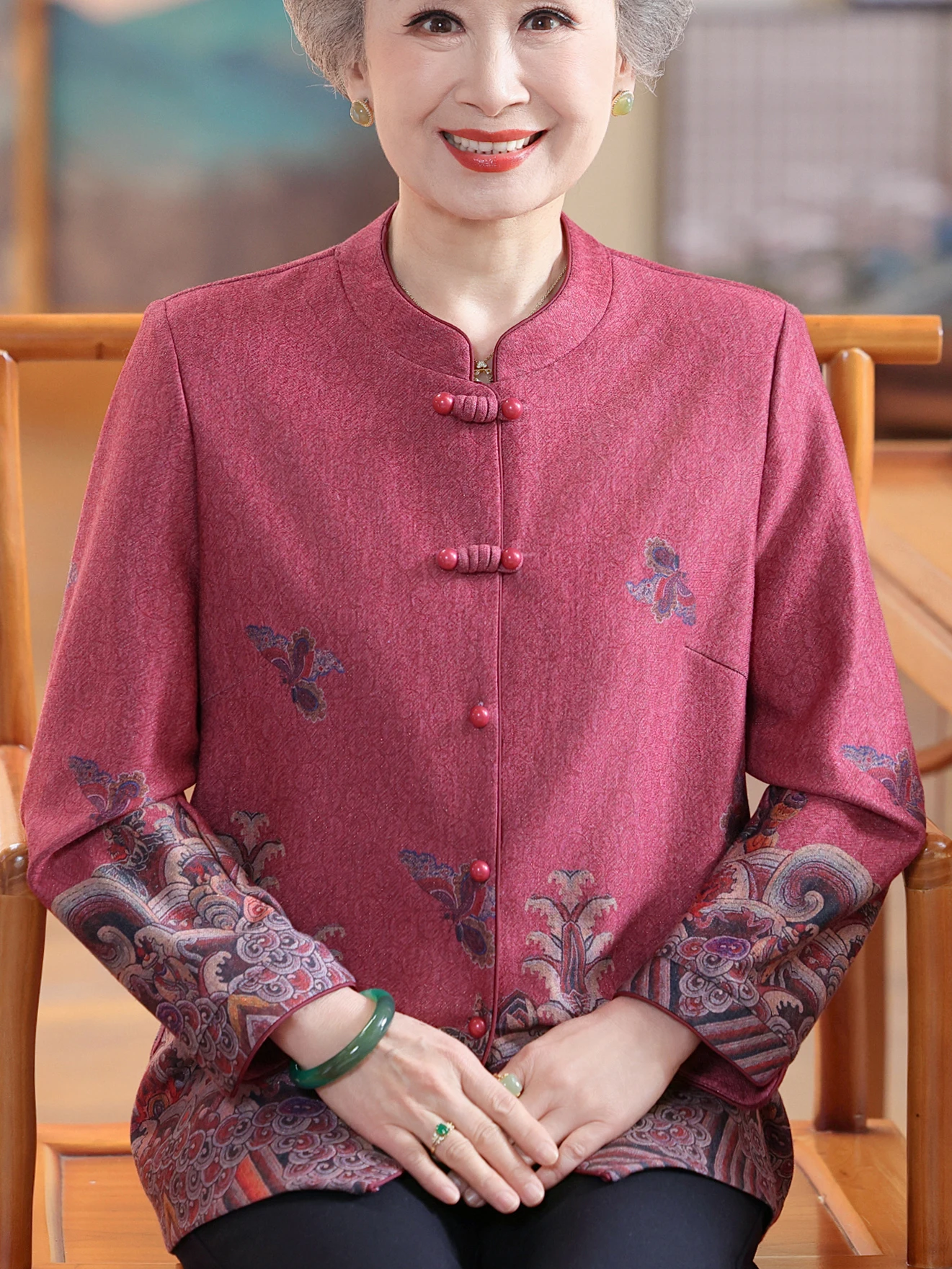 

Новый китайский кардиган с воротником-стойкой и принтом на пуговицах, женский кардиган среднего возраста, весна-осень, верхняя одежда, длинный све, дышащий