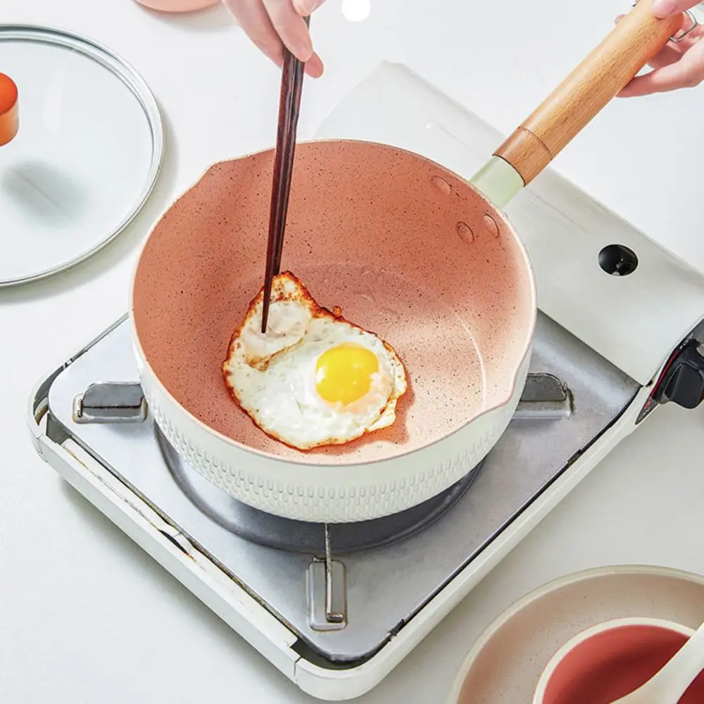 

Ramen Pot Wooden Handle Japanese Saucepan Universal Diversion Port Non-stick Pan Aluminum Alloy with Lid Milk Pot Porridge